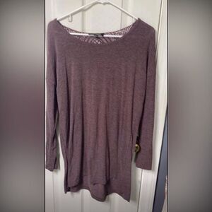 Suzanne‎ bitro lace back purple top size med